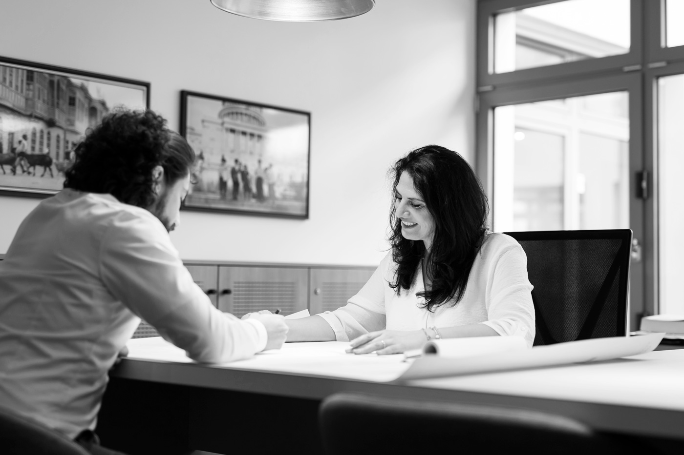 huhn-architekten-neuss-besprechung-buero-4596