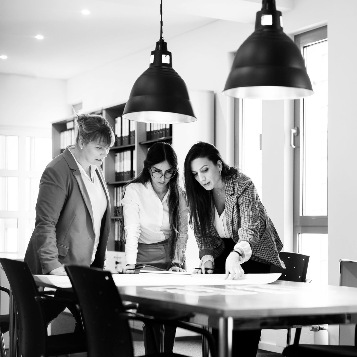 huhn-architekten-neuss-teambesprechung-4675